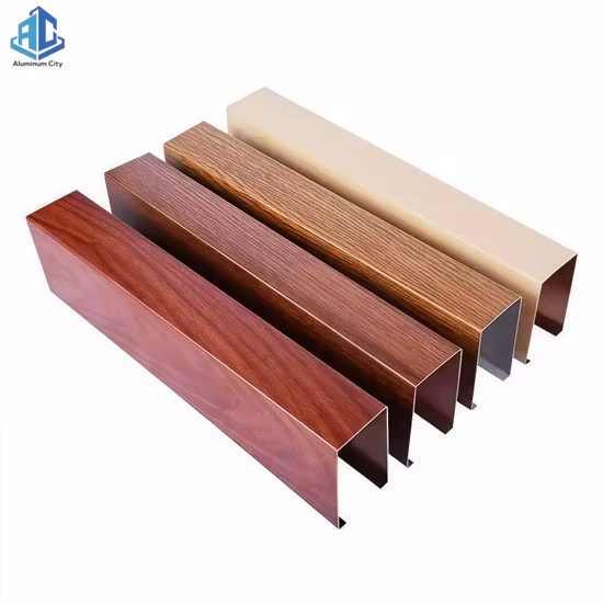 Tetos falsos decorativos em tiras de metal Material de construção Teto defletor de alumínio curvo suspenso